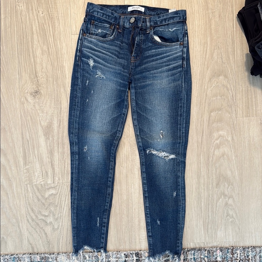 Moussy Dark Blue Distressed Ankle Jeans